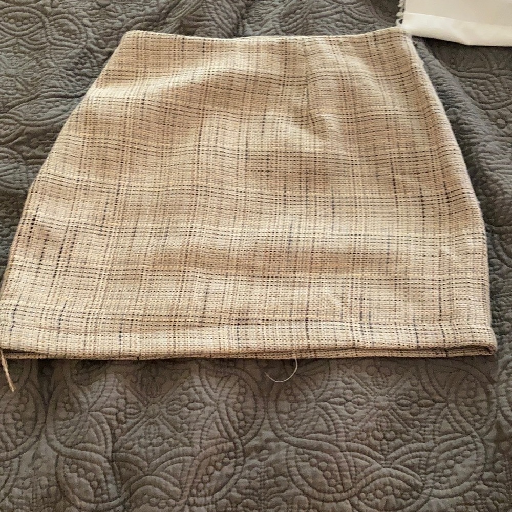 LB tweed mini skirt!! size small